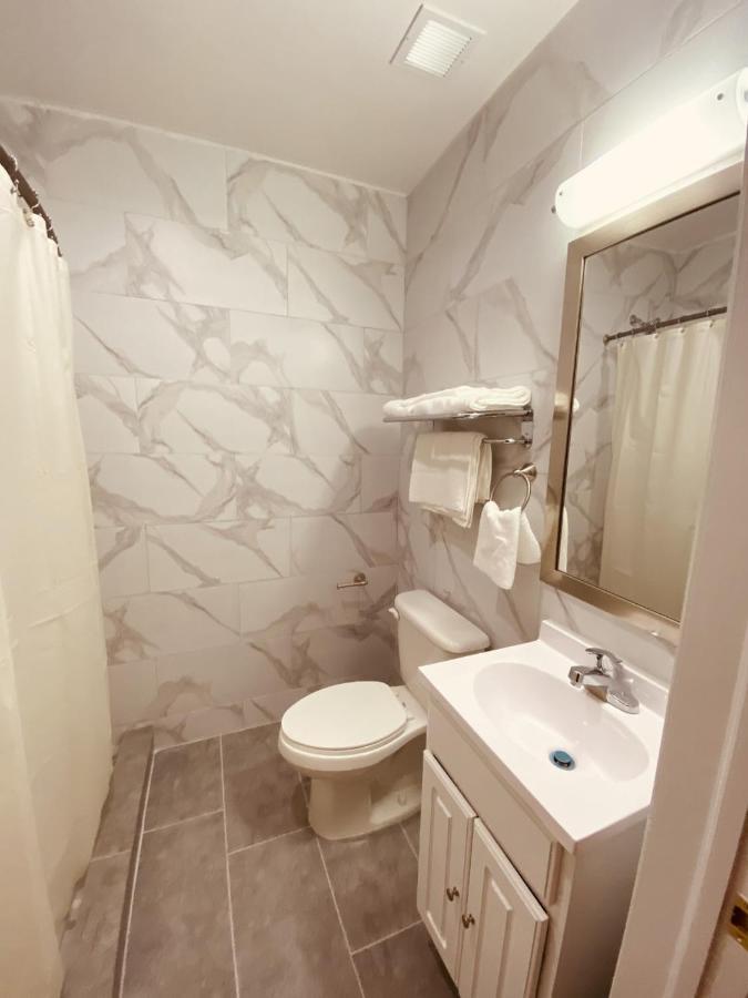 Quality Inn New York Esterno foto